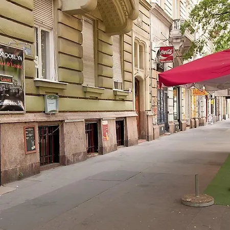 A + A Hostel Budapest